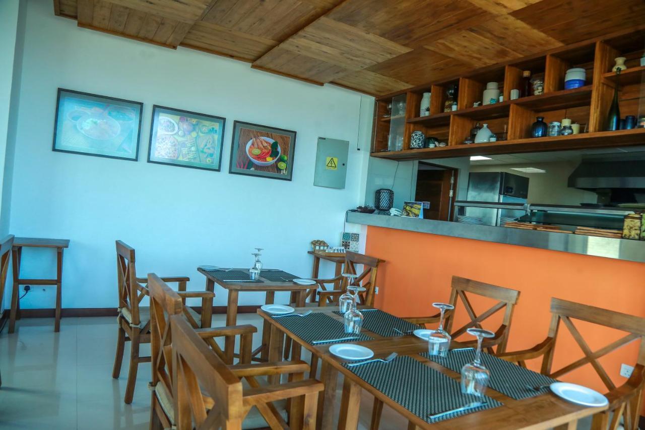 Oceanfront Galle Apartment L4-10 외부 사진
