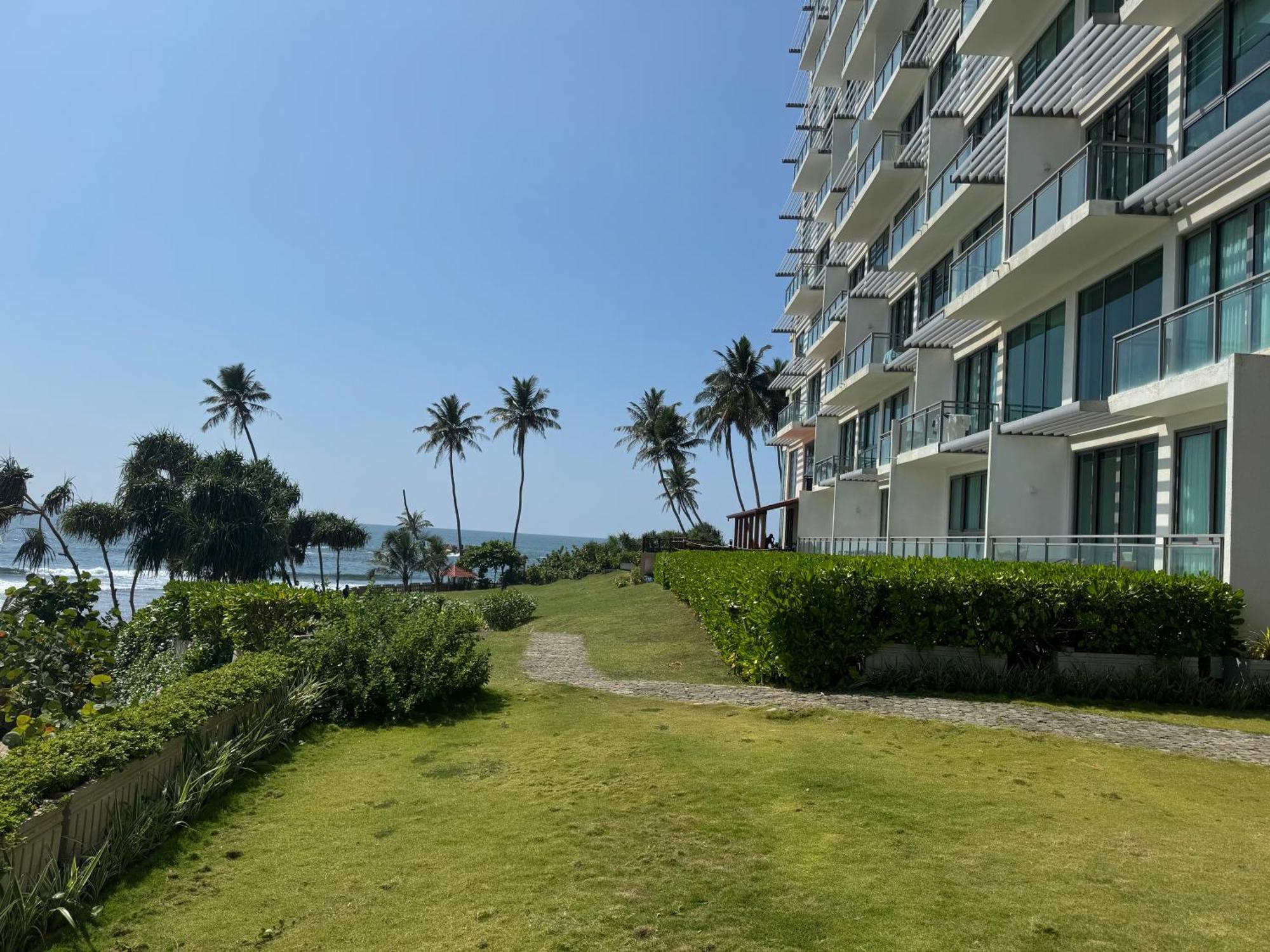 Oceanfront Galle Apartment L4-10 외부 사진